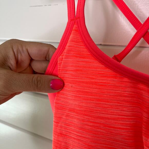 Athleta Energize Tank Top Built In Sports Bra Striped Strappy Scoop Neck XXS - Picture 4 of 6